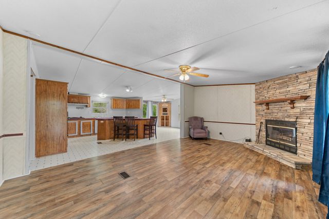 1895 Highway 48 S, Centerville, TN 37033