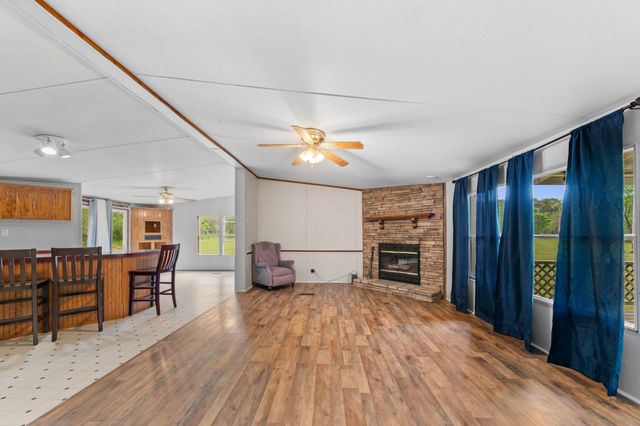 1895 Highway 48 S, Centerville, TN 37033