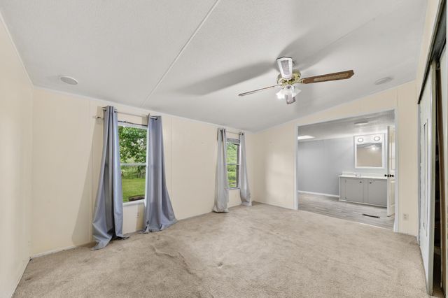 1895 Highway 48 S, Centerville, TN 37033