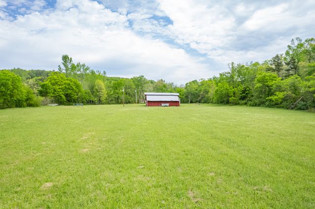 1895 Highway 48 S, Centerville, TN 37033