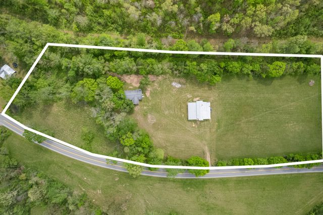 1895 Highway 48 S, Centerville, TN 37033