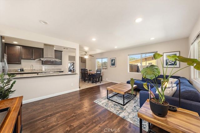 594 Winn, Upland, CA 91786