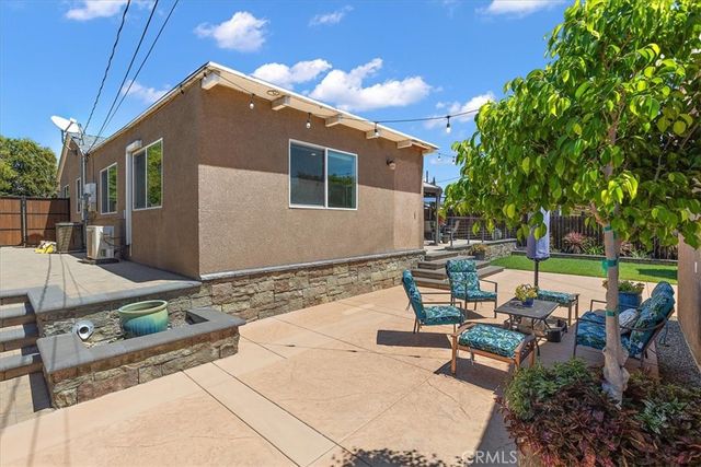 594 Winn, Upland, CA 91786