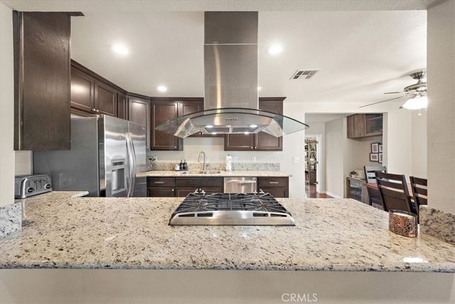 594 Winn, Upland, CA 91786