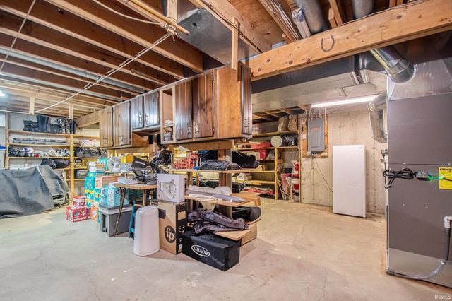 51910 N Shoreham Court, South Bend, IN 46637