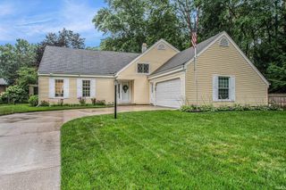 51910 N Shoreham Court, South Bend, IN 46637
