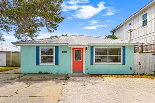 423 Kelly Street, Panama City Beach, FL 32413
