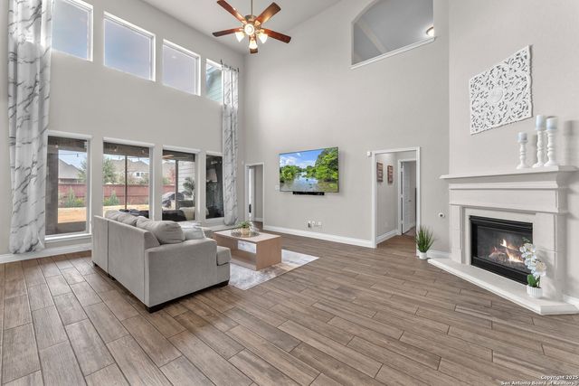 8823 HIDEOUT BND, San Antonio, TX 78254