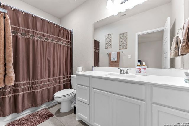 8823 HIDEOUT BND, San Antonio, TX 78254