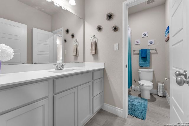 8823 HIDEOUT BND, San Antonio, TX 78254
