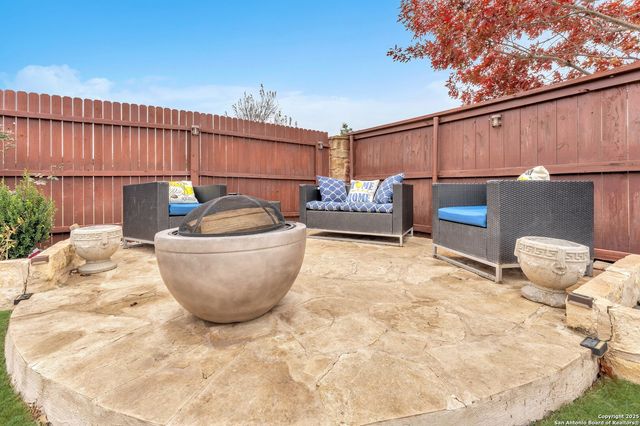 8823 HIDEOUT BND, San Antonio, TX 78254