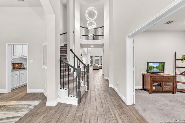8823 HIDEOUT BND, San Antonio, TX 78254