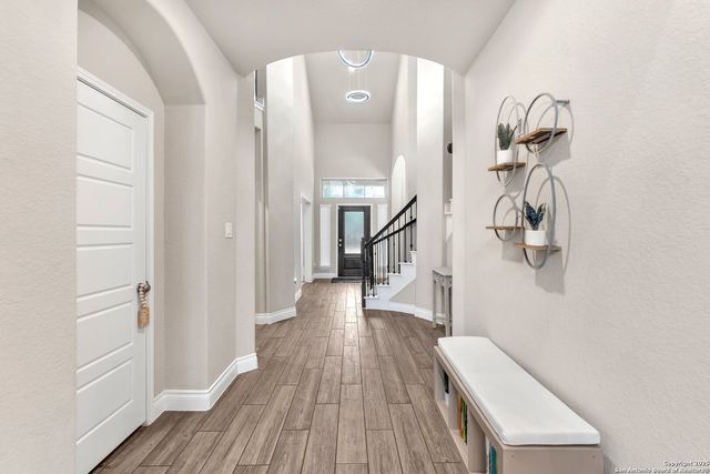 8823 HIDEOUT BND, San Antonio, TX 78254
