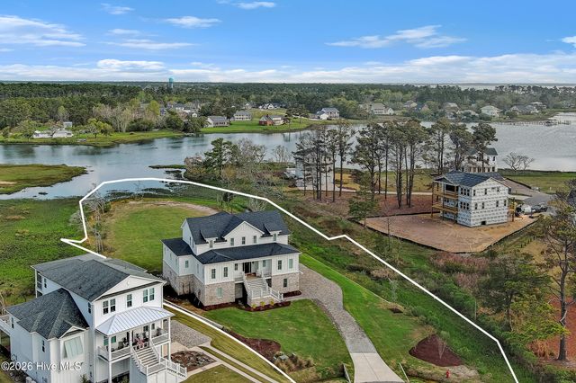 561 Avocet Drive, Beaufort, NC 28516