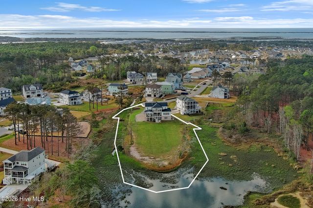 561 Avocet Drive, Beaufort, NC 28516