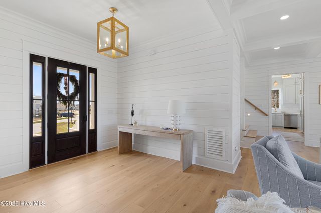 561 Avocet Drive, Beaufort, NC 28516