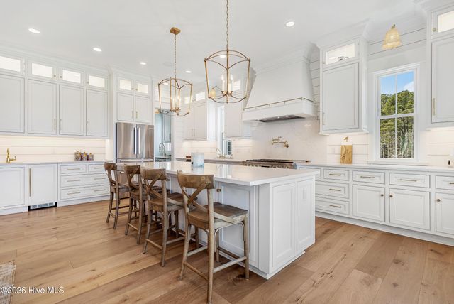 561 Avocet Drive, Beaufort, NC 28516