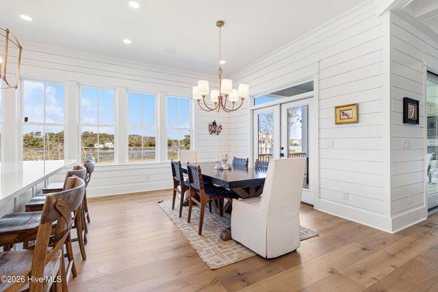 561 Avocet Drive, Beaufort, NC 28516