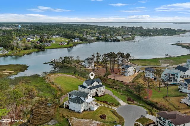 561 Avocet Drive, Beaufort, NC 28516
