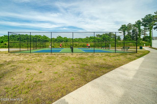 561 Avocet Drive, Beaufort, NC 28516