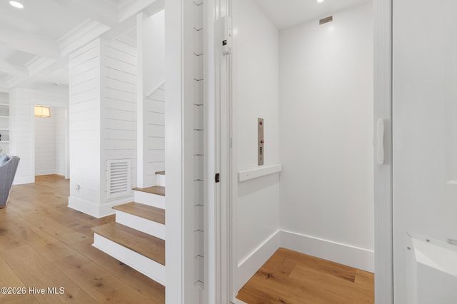 561 Avocet Drive, Beaufort, NC 28516