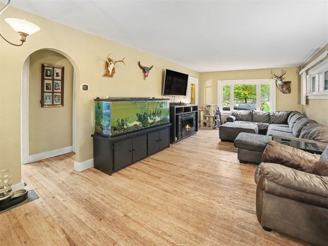 2222 Crozier Avenue, Muskegon, MI 49441