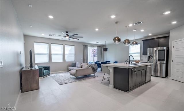 8781 Cotovia Avenue, Las Vegas, NV 89148