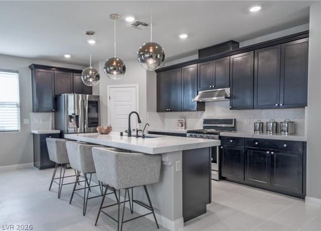 8781 Cotovia Avenue, Las Vegas, NV 89148