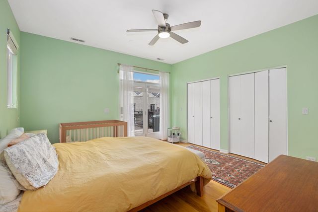 945 N Honore Street 3, Chicago, IL 60622