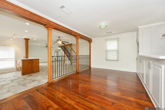 4718 Loyola Dr, Baton Rouge, LA 70808