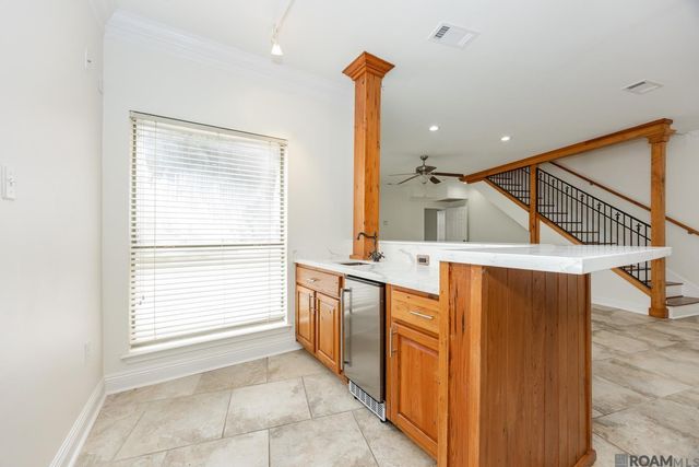 4718 Loyola Dr, Baton Rouge, LA 70808