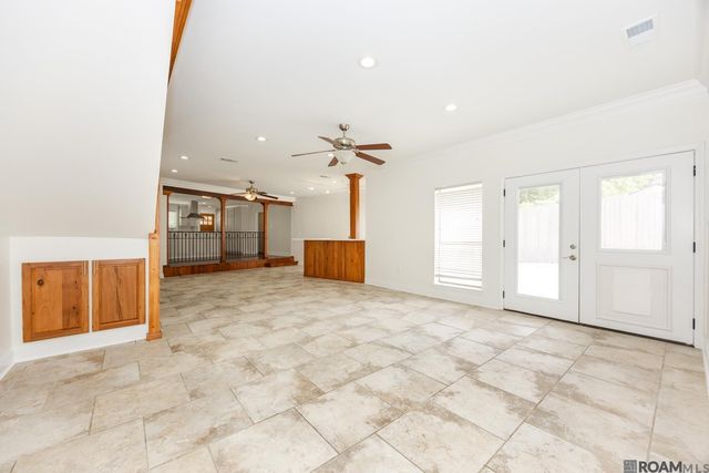 4718 Loyola Dr, Baton Rouge, LA 70808