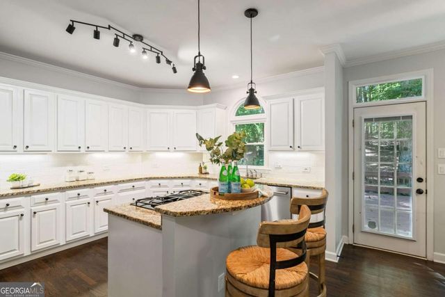 1045 River Point, Suwanee, GA 30024
