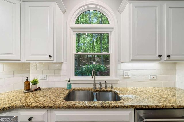 1045 River Point, Suwanee, GA 30024