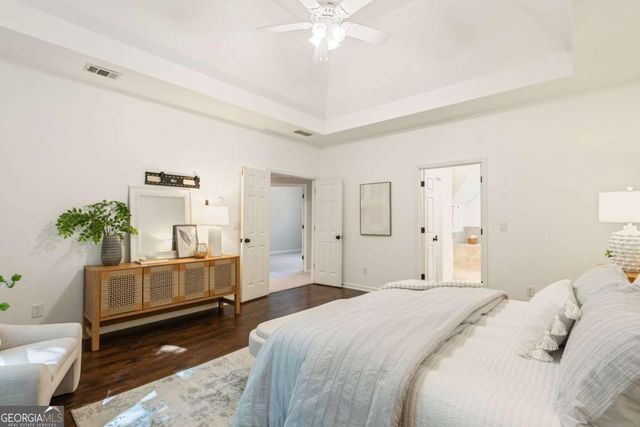 1045 River Point, Suwanee, GA 30024