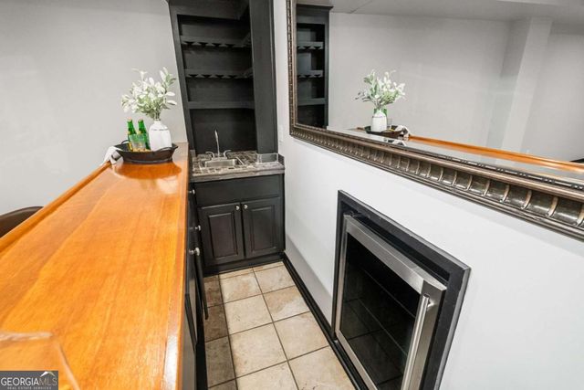 1045 River Point, Suwanee, GA 30024