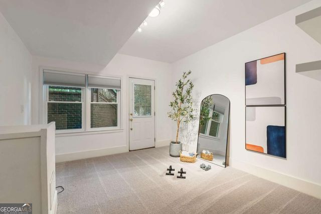 1045 River Point, Suwanee, GA 30024