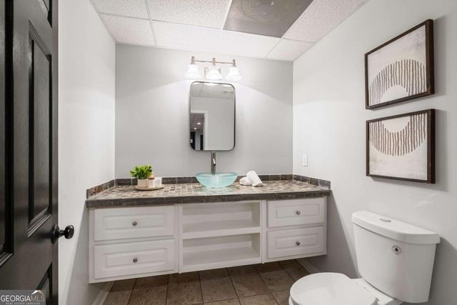 1045 River Point, Suwanee, GA 30024