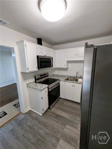 1317 E 54th Street, Savannah, GA 31404