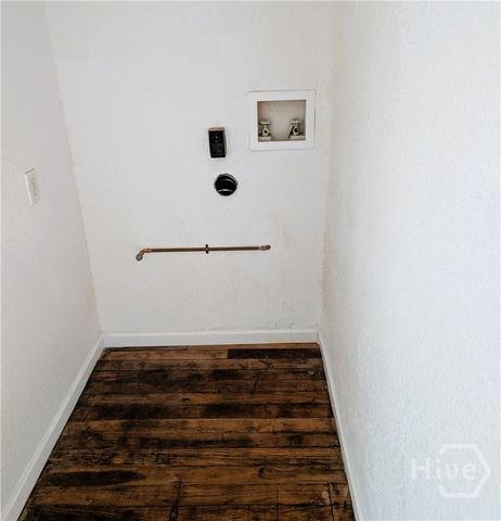 1317 E 54th Street, Savannah, GA 31404