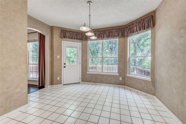 2440 Brittany Lane, Grapevine, TX 76051