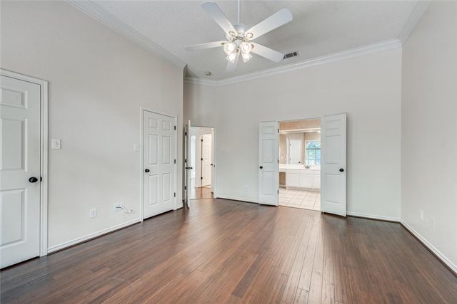 2440 Brittany Lane, Grapevine, TX 76051