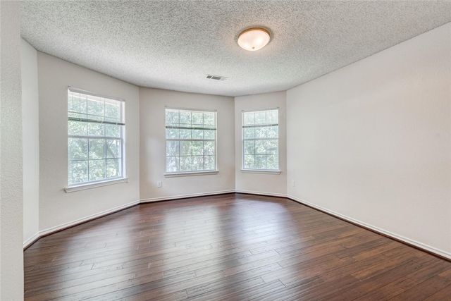 2440 Brittany Lane, Grapevine, TX 76051