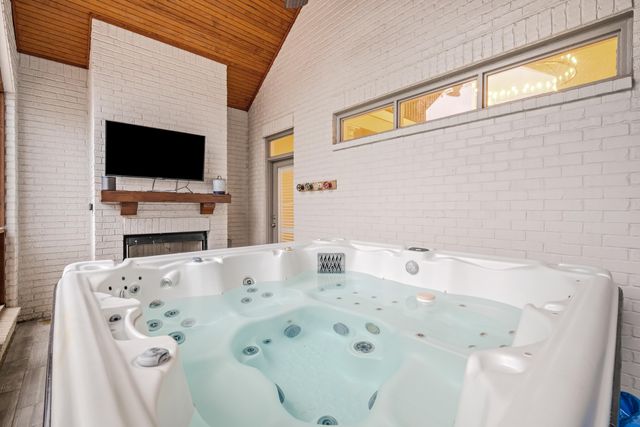 226 JAMERSON FARM RD, Collierville, TN 38017