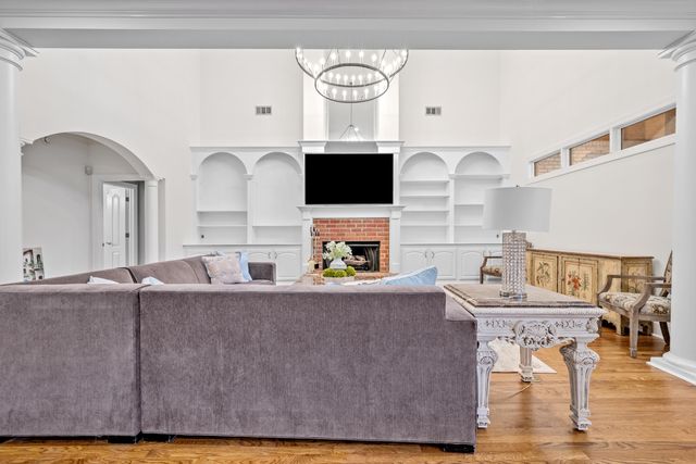 226 JAMERSON FARM RD, Collierville, TN 38017