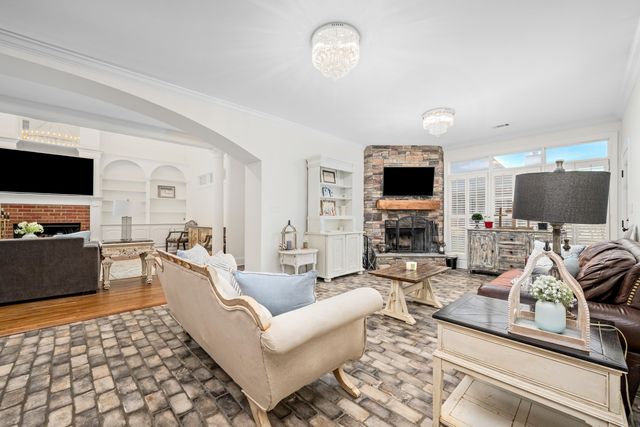 226 JAMERSON FARM RD, Collierville, TN 38017