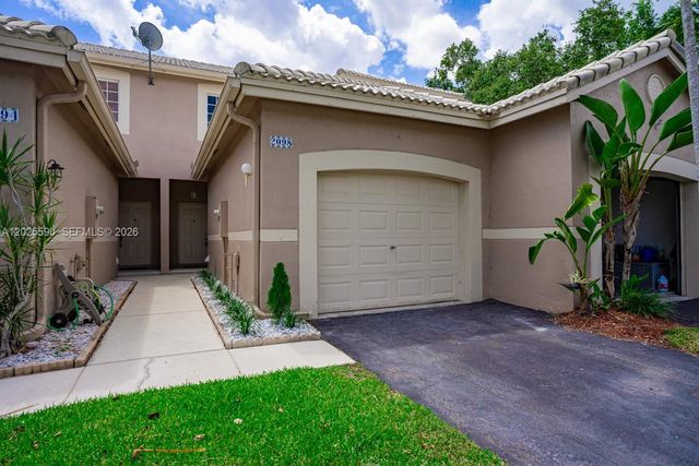 2098 Madeira Dr, Weston, FL 33327