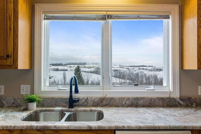 116 EMERALD HILL DR, Fishersville, VA 22939