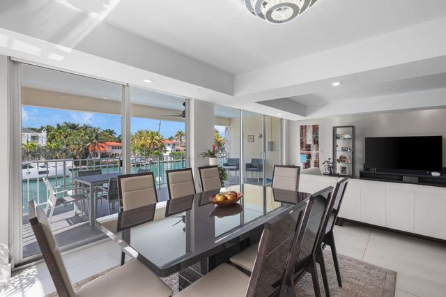 10180 W Bay Harbor Drive 2a, Bay Harbor Islands, FL 33154