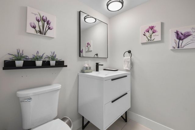 10180 W Bay Harbor Drive 2a, Bay Harbor Islands, FL 33154